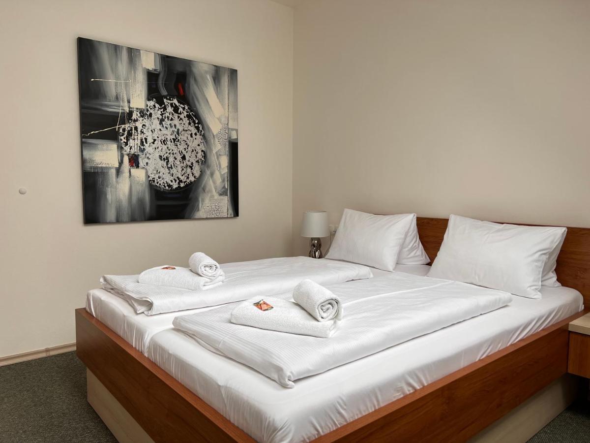 Tisnovska Rychta Hotel ภายนอก รูปภาพ